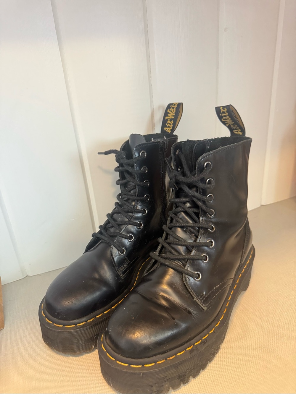 DR. MARTENS BLACK JADON SMOOTH LEATHER PLATFORM BOOTS